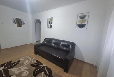 Inchiriez apartament 3 camere - 5