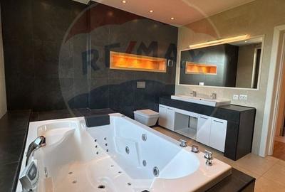 Casă cu 4 camere cu Teren 800 Mp în Central - 10