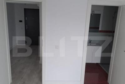 Apartament cu 3 camere, 66 mp, etajul 2, 2 bai, zona Calea M - 5
