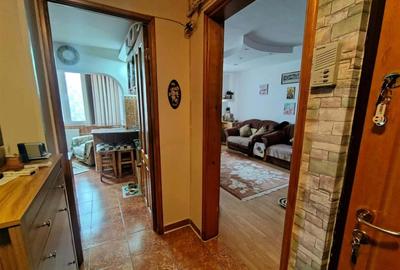 Apartament cu 3 camere decomandat, mobilat în Obcini - 2
