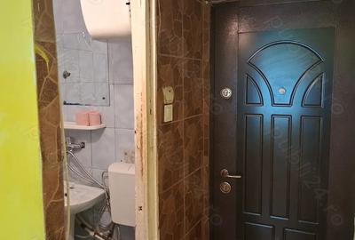 Vand garsoniera cf3 - 2