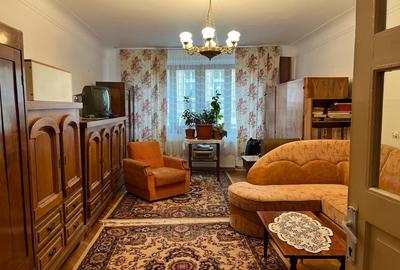 Apartament cu 2 camere decomandat, mobilat în Centrul Istoric