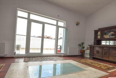 Casă individuală cu 9 camere cu Teren 335 Mp în Cișmigiu - 2