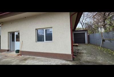 Spațiu comercial, în Central - 3