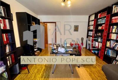 Casă cu 7 camere cu Teren 212 Mp în Central