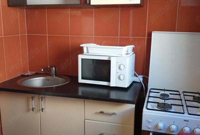 Garsonieră decomandată în Colentina