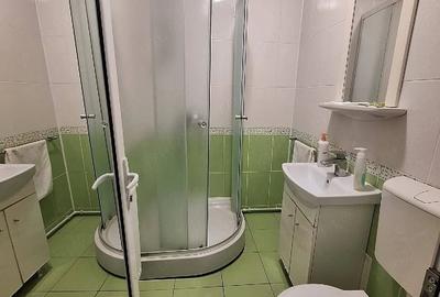 Apartament cu 3 camere semidecomandat în Central - 6