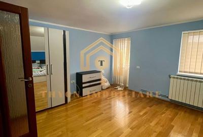 Casă cu 5 camere cu Teren 3140 Mp în Săsciori - 3