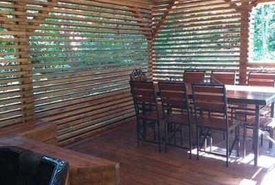 Casă cu 4 camere cu Teren 1365 Mp în Borzont - 1