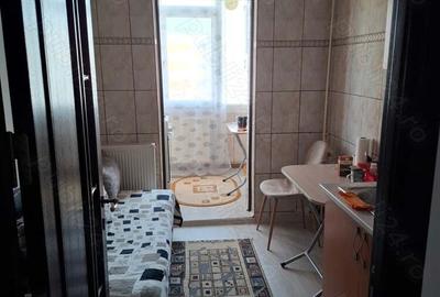 Apartament cu 2 camere decomandat în Trivale