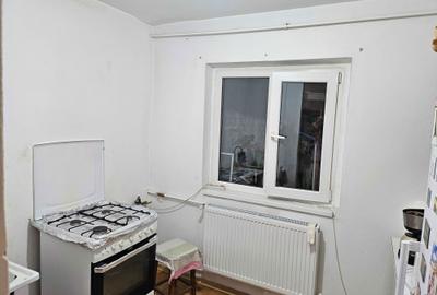 Apartament cu 3 camere decomandat în Apusului - 5