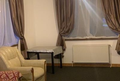 Súper vilă de închiriat pe termen lung în orașul Roman județul NT - 2