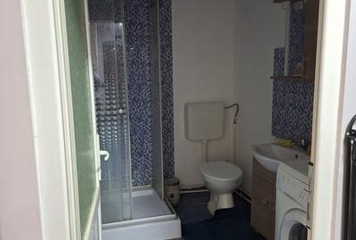 Garsonieră decomandată în Central - 9