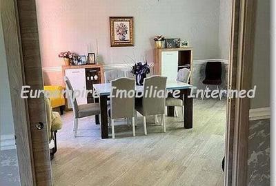 Vila 4 camere de inchiriat FALEZA NORD - 9