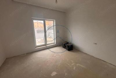 Casă cu Teren 550 Mp în Central - 10