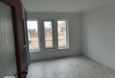 Casă cu 3 camere cu Teren 90 Mp în Oșorhei - 2