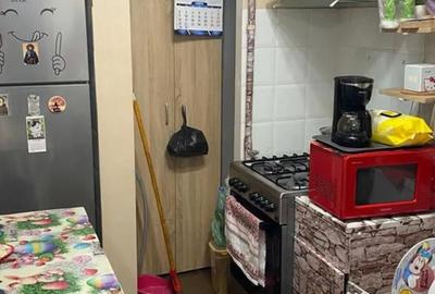 Apartament cu 2 camere decomandat în Eroii Revoluției