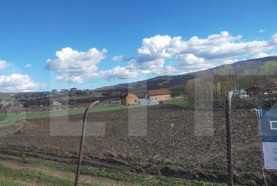 Teren intravilan in Baciu - parcele de 1200 mp construibile - 2