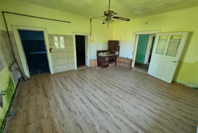 Casă cu 2 camere cu Teren 800 Mp în Iara de Mureș - 3