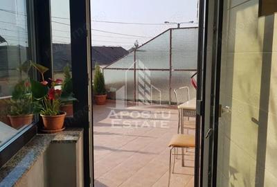 Apartament cu 2 camere foarte spatios, terasa si balcon, centrala - 3