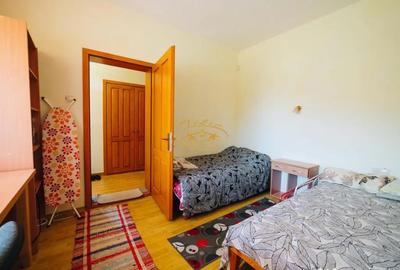 Casă cu 8 camere cu Canalizare în Corunca - 11