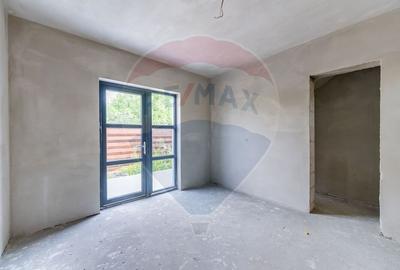 Apartament cu 4 camere decomandat în Pârneava - 18