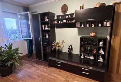 Apartament de vanzare  2 camere - 6