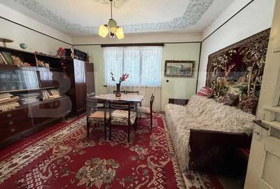 Casă cu 4 camere cu Teren 800 Mp în Surduc - 2