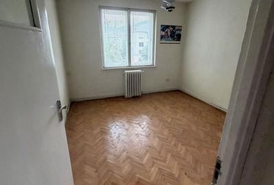 Apartament cu 2 camere decomandat în Central - 2