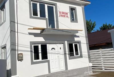 Casă cu 3 camere cu Teren 377 Mp în Central - 9
