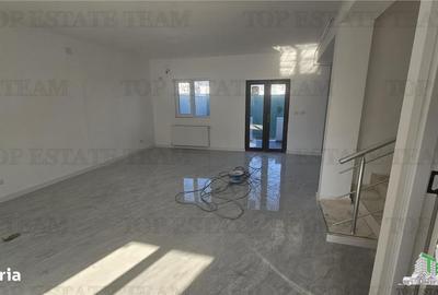 Casă cu 4 camere cu Teren 157 Mp în Central - 11
