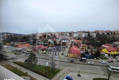 Apartament cu 3 camere decomandat în Central - 2