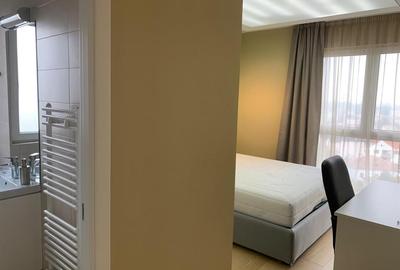 Apartament cu 3 camere semidecomandat în Central - 9