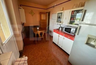Apartament de vanzare, cu 3 camere, decomandat, 87 mp, zona Gara - 9