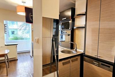 Apartament cu 3 camere, parter -Sf.Gheorghe - 3
