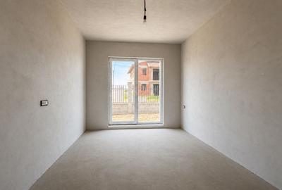 Duplex cu 4 camere cu Canalizare în Giroc - 8