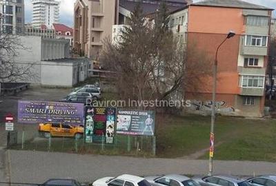 Apartament trei camere etaj 2 nemobilat 9 Mai vis - a - vis de Sportiv - 8