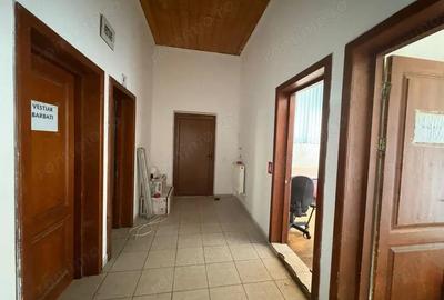 Vanzare complex industrial *hala 682 mp + teren 2,5 ha* - Tetila - 1