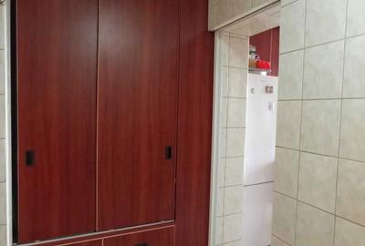 Apartament cu 3 camere semidecomandat în Titan - 3