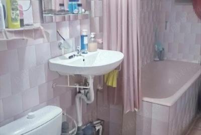 Apartament cu 3 camere decomandat în Central - 2