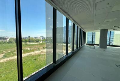 Birou, de 185 mp, în Politehnica - 3