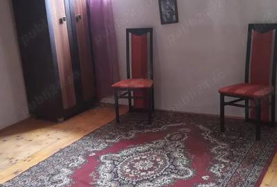 Casă cu 5 camere în Breștea - 2