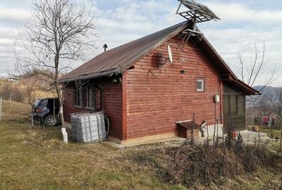 Casă cu Teren 1100 Mp în Central - 1