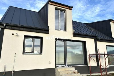 Casă / 2 camere / Codlea / Credit - 23