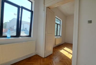 VILA PARIS 16 - 11