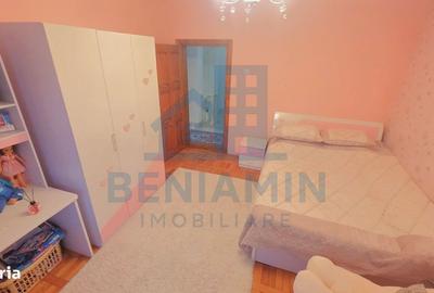 Casă cu 6 camere cu Teren 450 Mp în George Enescu - 2