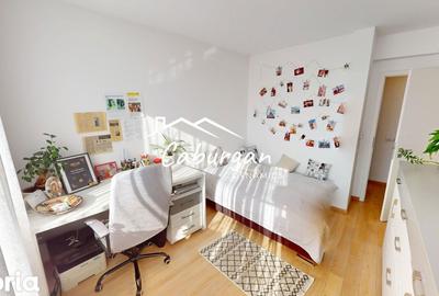Casă cu 7 camere cu Teren 685 Mp în Central - 8