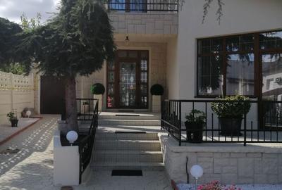 Casă cu 4 camere în Sud - 13