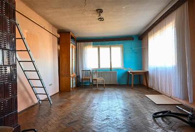 Spațiu comercial, de 9,000 mp, în Exterior Est - 44