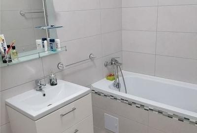 Decomandat. Bloc Nou. 2 Locuri de parcare - 5